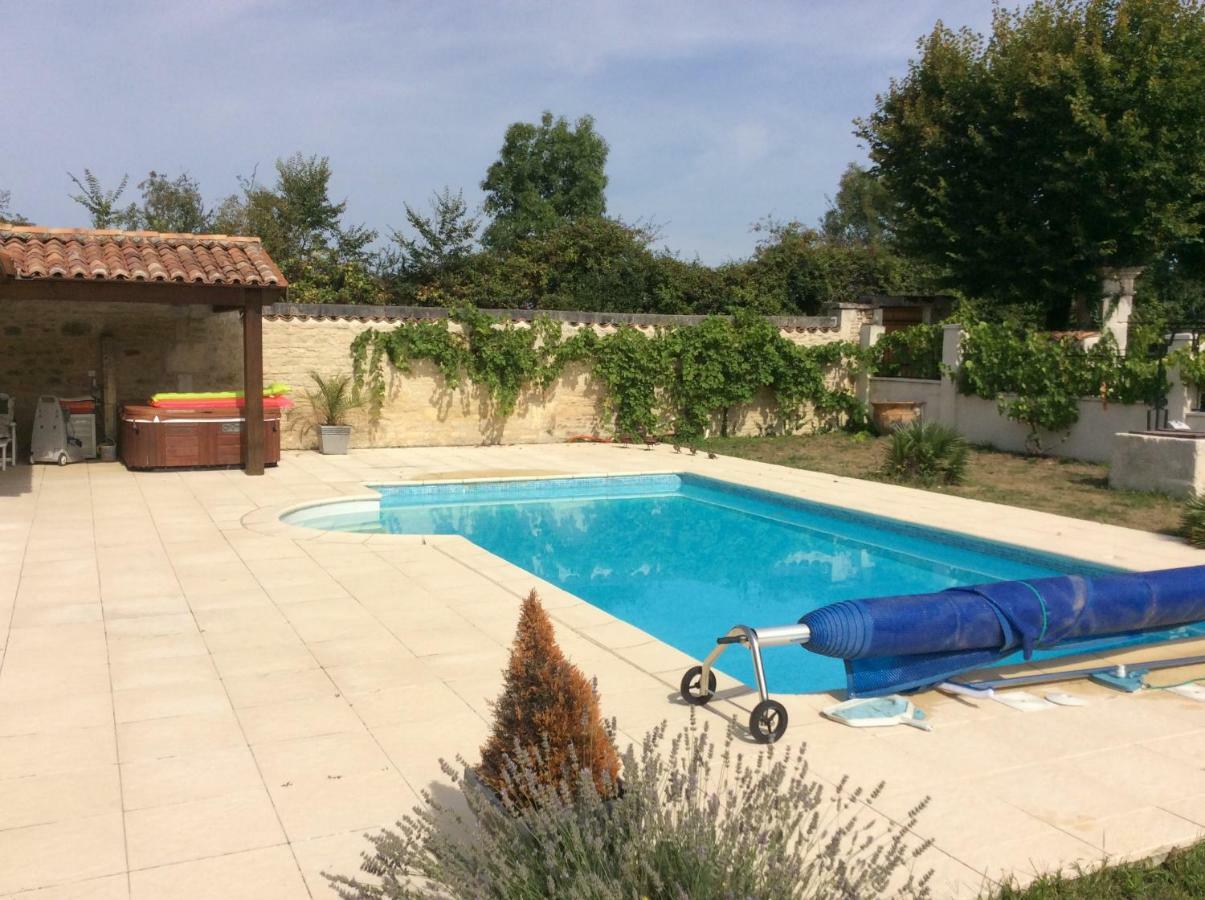 Poppy'S Paradise Bréville Extérieur photo